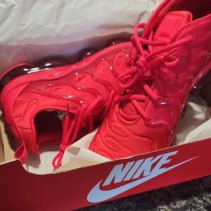 NEW Air MAX PLUS VM, Red, Mens 13